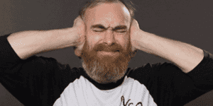 Quand un collègue est beaucoup trop bruyant au téléphone