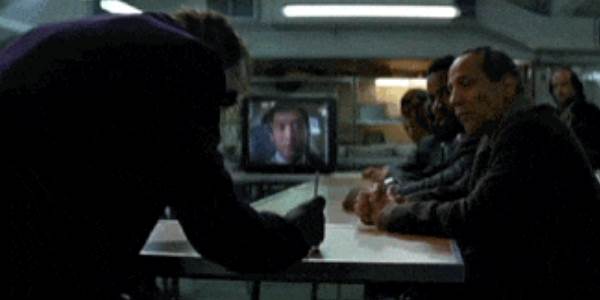 Quand le dev senior montre aux juniors comment gérer une situation critique