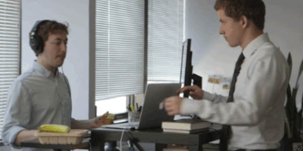 Quand un collègue n'arrête pas de nous spammer sur Slack