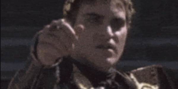 Quand on me demande de donner mon avis sur mon chef... devant mon chef.