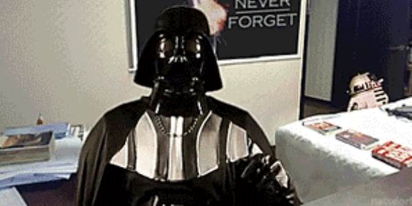 Quand le stagiaire arrive en retard à notre visioconférence