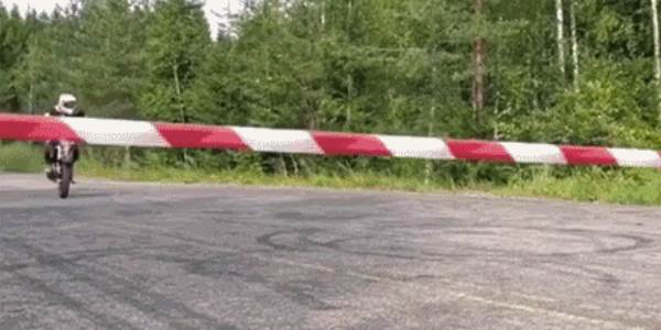 Quand j'esquive un bouton bugué pendant ma démo