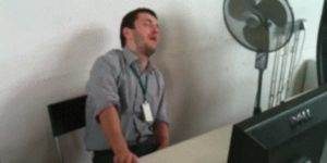 Quand j'essaie de me remettre au boulot après un buffet à volonté