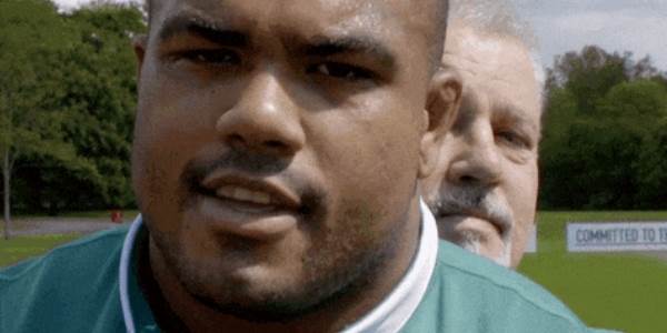 Quand le sysadmin vient taper le mot de passe root sur mon poste