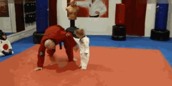 Quand le stagiaire maîtrise mieux la techno que le senior