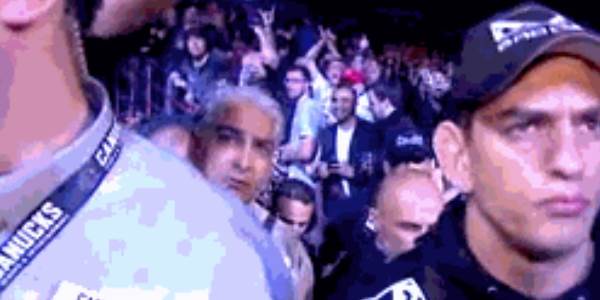 Quand je suis hyper concentré sur mon code et que quelqu'un m'appelle