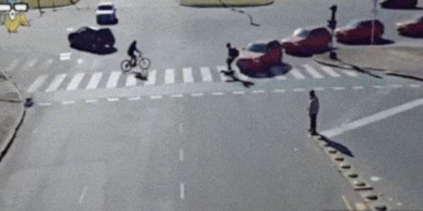 Quand je dois intervenir sur un batch en prod et que je regarde tous les traitements qui tournent dessus