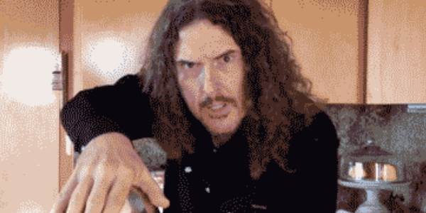 Quand le commercial décrit une nouvelle fonctionnalité au client