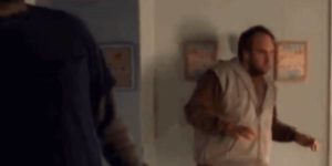 Quand on essaie de quitter discrètement le bureau après avoir cassé la prod