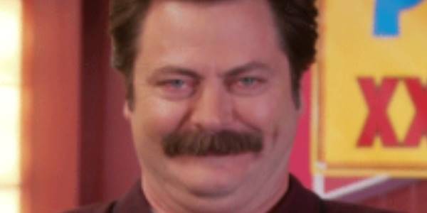 Quand je suis en réunion et que je me retiens de rire après qu'un collègue m'ait envoyé un meme