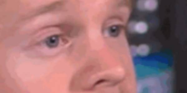 Quand le commercial propose qu'on livre un mois plus tôt alors que le client n'a rien demandé