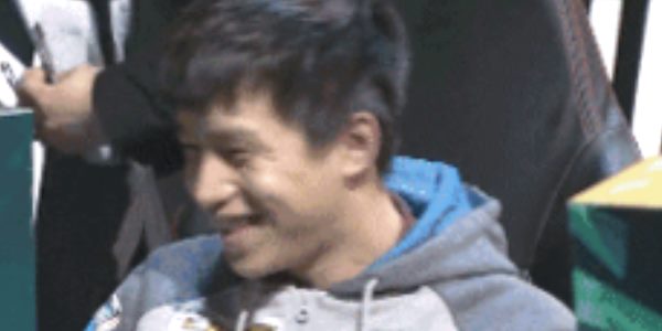 Quand je m'isole dans ma musique avant de démarrer la correction d'un bug