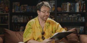 Quand je jette un oeil à ce que le commercial vient de vendre