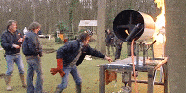 Quand j'installe un gros paquet npm pour ne pas avoir à coder une fonction de 10 lignes