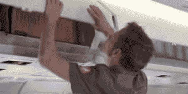 Quand je refactorise tout mon code pour corriger un bug alors que c'est juste un problème de serveur