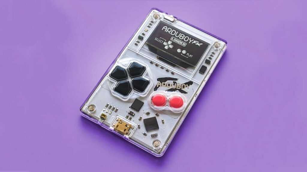 Nostalgie garantie avec Arduboy, une réplique de Game Boy sur une carte Arduino !