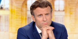 C'est ça, et puis moi je ripoline la façade au CSS aussi