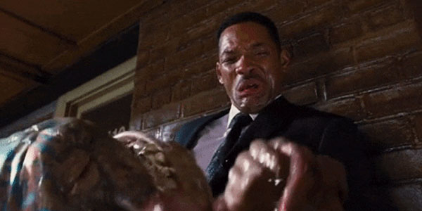 Quand je dois prendre la souris graisseuse d'un collègue pour vérifier un truc sur son poste