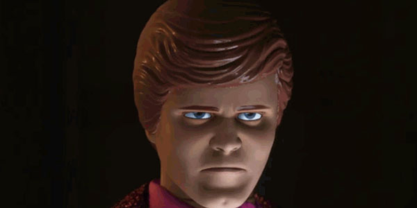 Quand le commercial termine sa présentation après avoir vendu du rêve au client