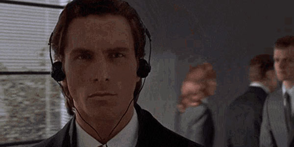 Quand je vais voir le chef pour lui transmettre un client mécontent parce qu'il s'est engagé sur des délais claqués