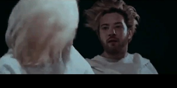 Quand le commercial commence à dire au client qu'on doit pouvoir réussir à livrer plus vite