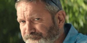 Quand le chef me regarde en coin pour savoir s'il peut cliquer sur un bouton pendant sa démo