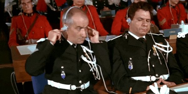 Quand on est en visio et qu'un collègue a oublié d'activer son micro pour parler