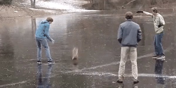 Quand je transmets un ticket foireux au stagiaire