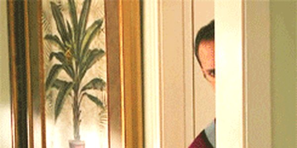 Quand je regarde si le sysadmin est à son poste avant d'accéder en loosedé au serveur de prod