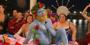 Tout simplement tout nu