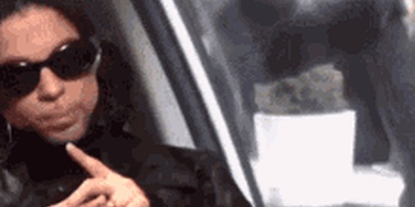 Quand le chef débarque avec une liste de "petites modifs" à 2 heures de la livraison