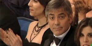 Le commercial quand le client demande s'il peut avoir une petite présentation de notre avancée