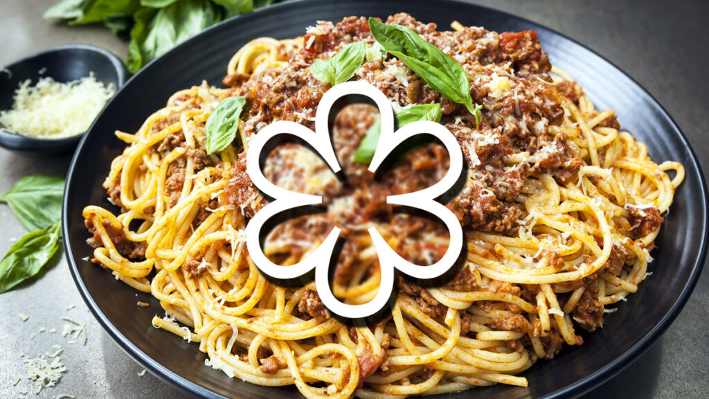 Guide Michelin 2025 : un code spaghetti décroche sa première étoile