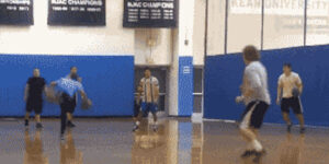 Quand le client veut une nouvelle feature et qu’on lui rappelle sa facture impayée