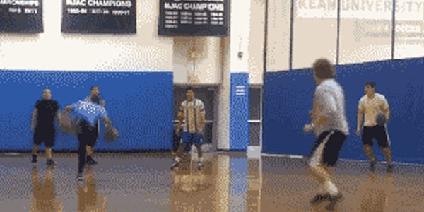 Quand le client veut une nouvelle feature et qu’on lui rappelle sa facture impayée