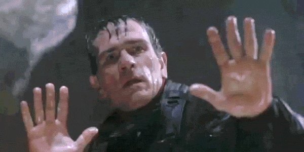 Quand je demande au dev senior pourquoi il a forcé un merge sans revue de code