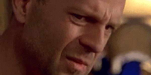 Quand je découvre que le front communique avec le back via du HTML dans les headers