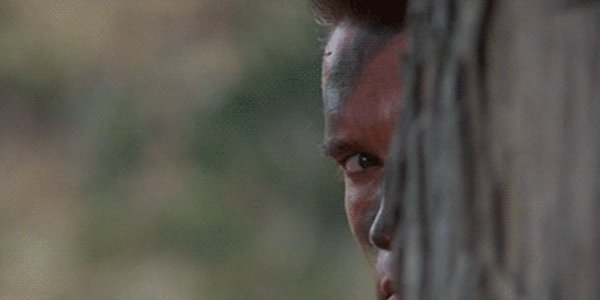 Quand je vérifie si le commercial est encore à la machine à café