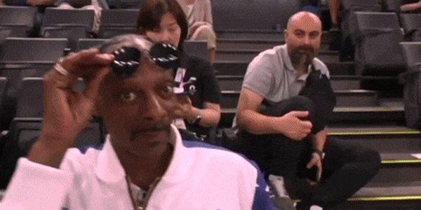 Quand tout à coup le chef commence à s'embrouiller avec le commercial pendant notre réunion