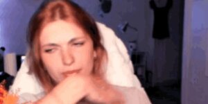 Quand quelqu'un vient me voir pendant ma pause dej pour me parler boulot