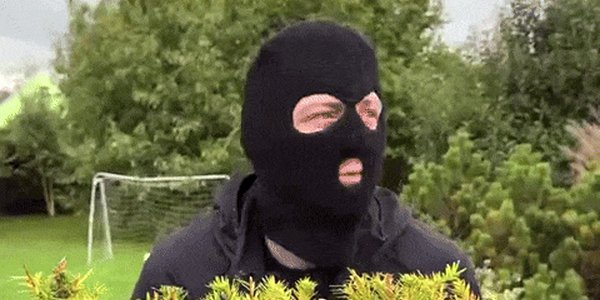 Quand je jette un oeil au repo d'un collègue pour récupérer un bout de code