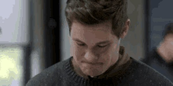Quand l'équipe cherche ce qui a cassé la prod et que je sais que c'est mon commit
