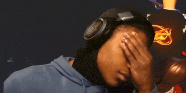 Quand je parle pendant deux minutes en visio avant de voir que j'étais en muet