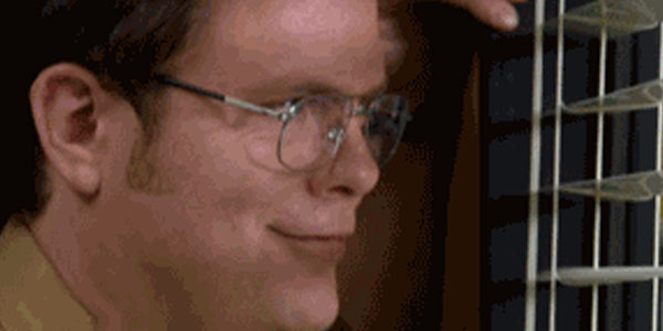Quand le nouveau qui a refusé mon aide relit la même stack trace depuis 40 minutes