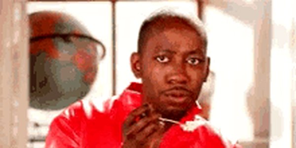 Quand je réchauffe mon plat et que l'alerte prod sonne pile au bip du micro-ondes