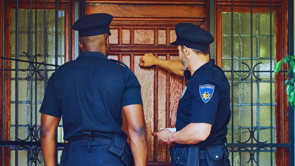 Anthropic coupe Internet à ses IA en test après un faux témoignage de Claude à la police